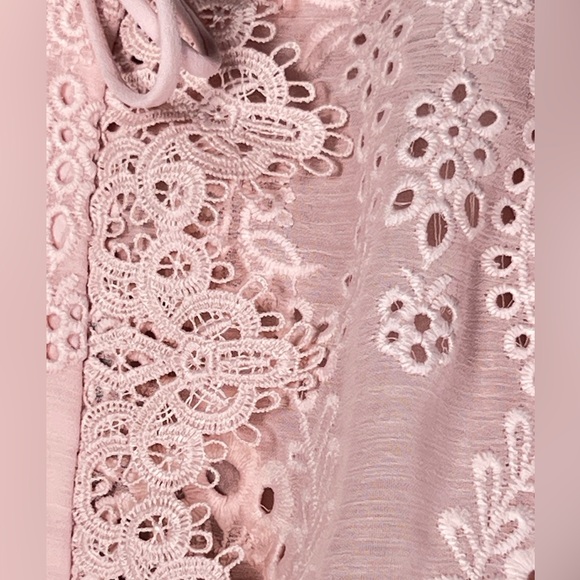 WHBM Pastel Pink Eyelet Lace Dress V-Neck Tie String Puff Sleeves Size S - Picture 4 of 8